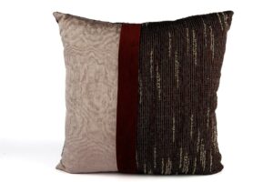 Emilie Muare Pembe Bordo Yastık 50 cm